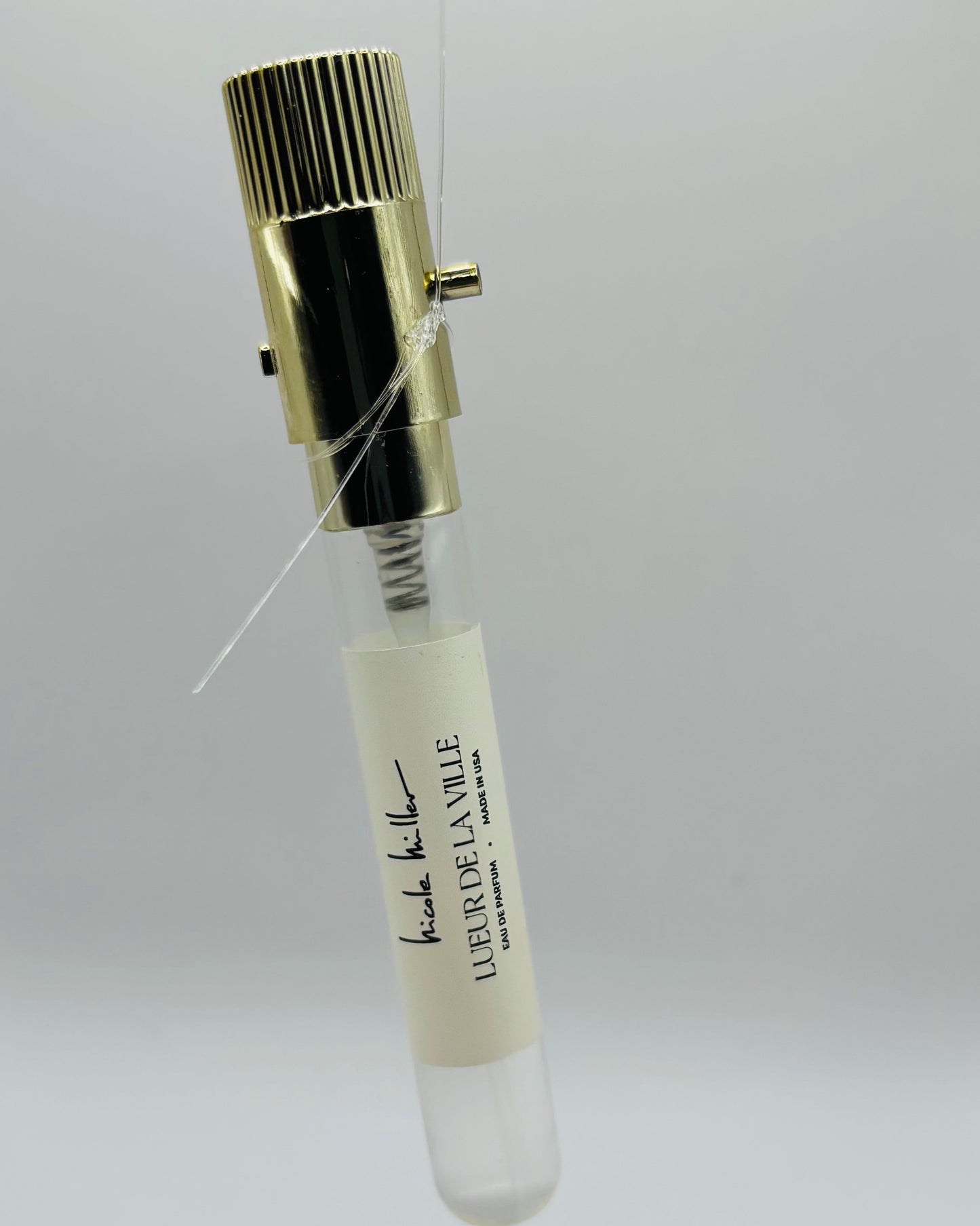 Nicole Miller: Lueur De La Ville