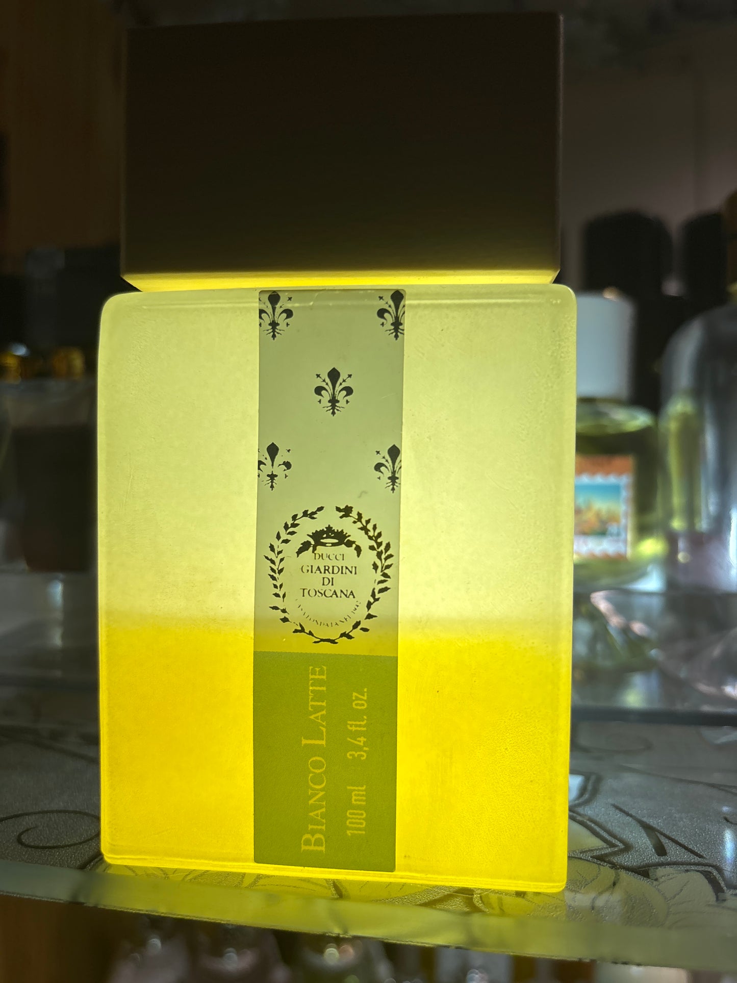 Giardine di Toscana: Bianco Latte